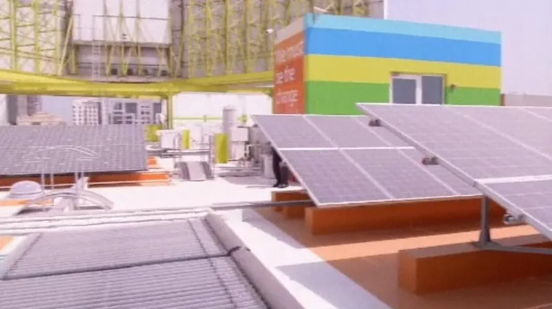 Střecha nejekologičtější budovy světa v Dubaji