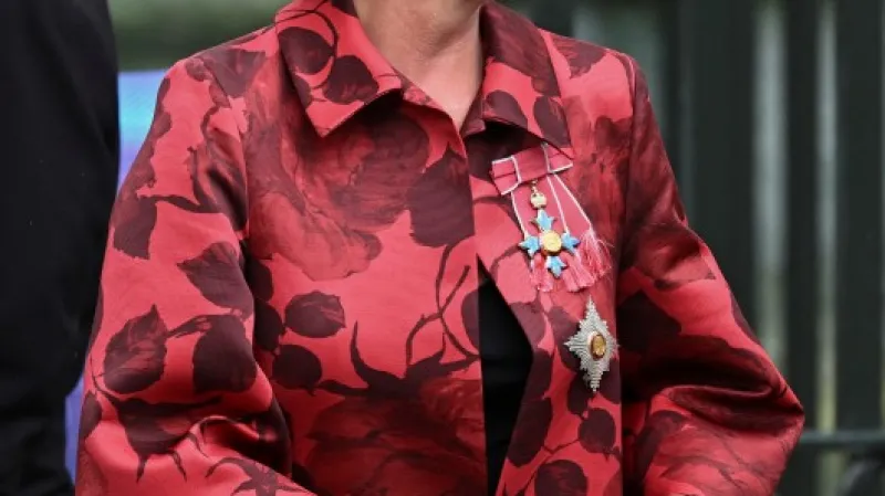 Herečka Emma Thompsonová opouští po korunovaci Westminsterské opatství,  Autor: Dylan Martinez,  Zdroj: Reuters