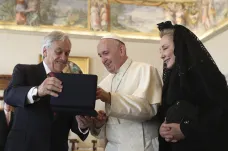 Papež odvolal dva chilské biskupy kvůli sexuálnímu zneužívání