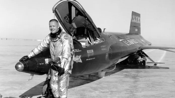 Neil Armstrong u letounu X-15