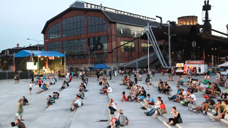 Každý si najde své místečko...