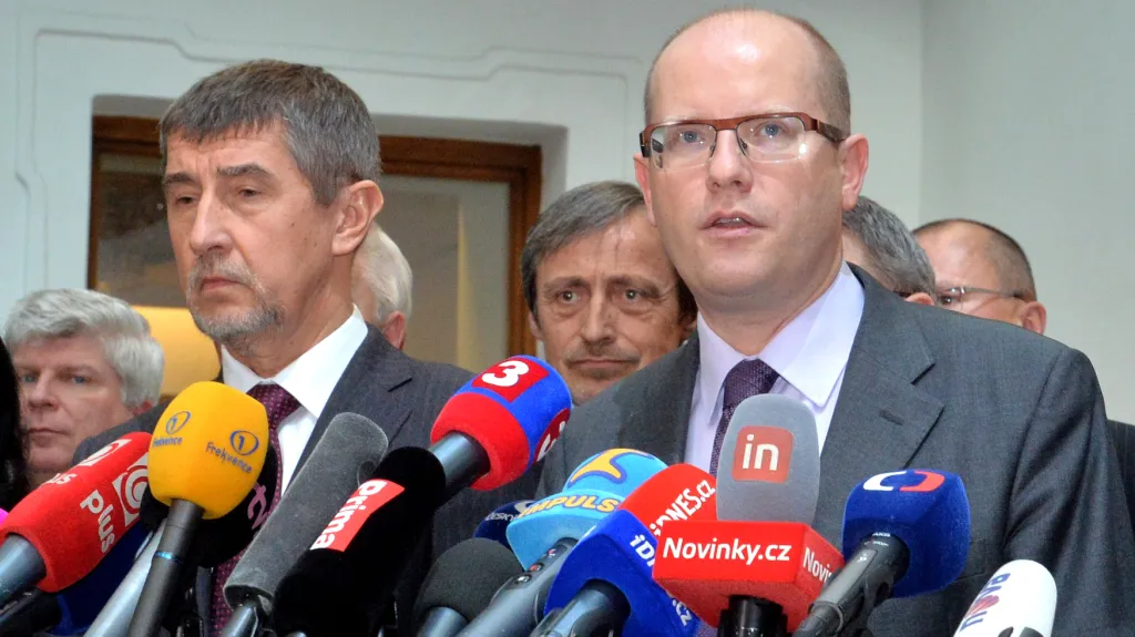 Bohuslav Sobotka (ČSSD), Andrej Babiš (ANO) a Martin Stropnický (ANO)