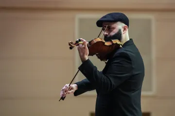 Jazzový Vivaldi v Obecním domě. Poprvé v Praze vystupuje Janoska Ensemble