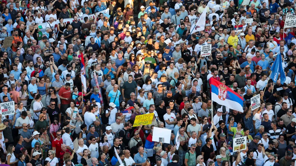 Protesty v Bělehradu proti těžbě lithia