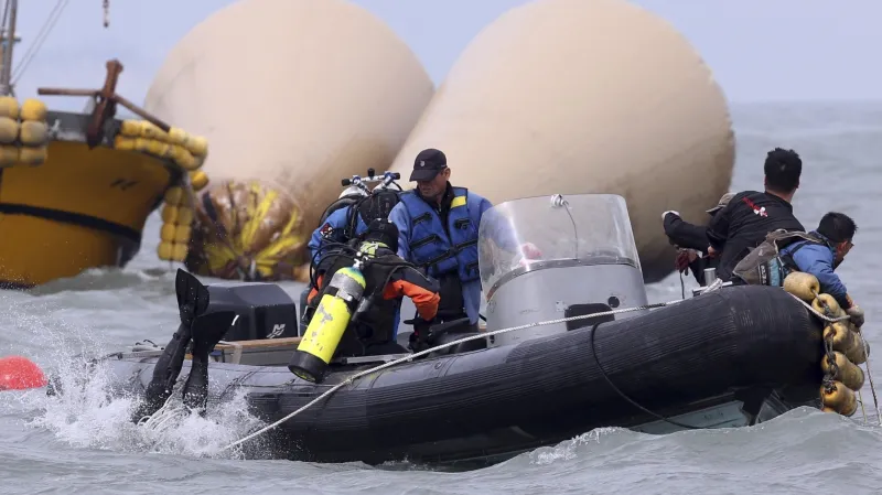 Pátrání po pohřešovaných z trajektu