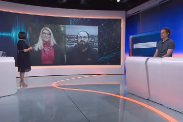 Unijní regulace AI má chránit práva občanů, říká expertka na kyberprávo. Jen vzletná hesla, míní programátor