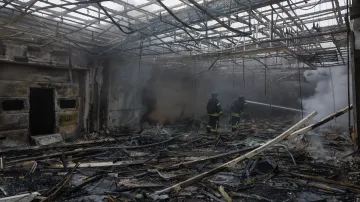 Následky ruských dronových útoků u Kyjeva