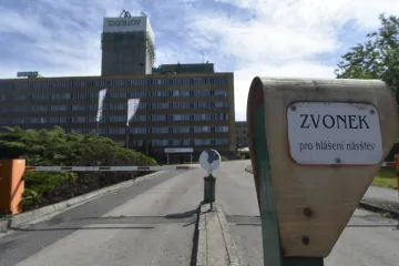 Začalo testování v Dole Darkov. Některé nakažené horníky se hygienikům nedaří dohledat