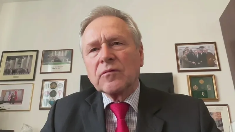 Armádní generál ve výslužbě Jiří Šedivý o jednání koalice ochotných