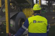 Auta je nesmí prorazit. V Liberty se opět rozjela výroba svodidel