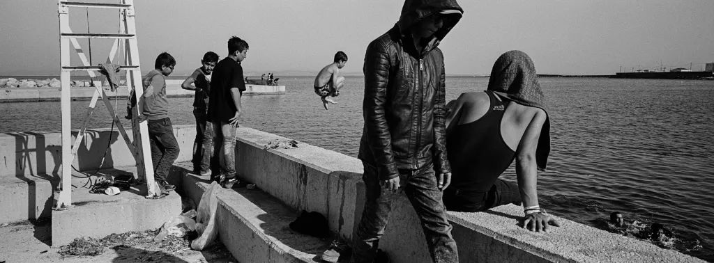 Nominace v sekci v Dlouhodobý projekt: Angelos Tzortzinis se sérií snímků Trapped in Greece (V řecké pasti) představuje azylanty v táboře Moria v Řecku