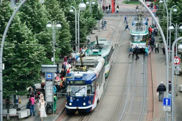 Ukažte smlouvu na SMS jízdenky, nařídil soud dopravnímu podniku v Liberci a Jablonci