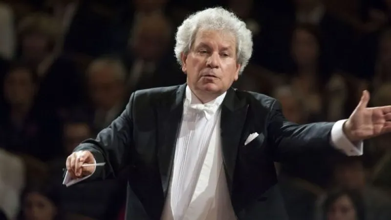 Dvořákova Praha hraje Dvořáka