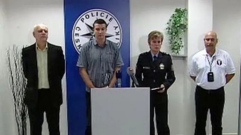 Brífink policie k \"loupeži století\"