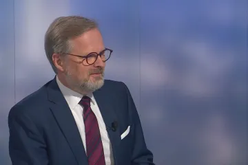 Chápu, že lidé mají obavy o budoucnost, uvedl premiér Fiala
