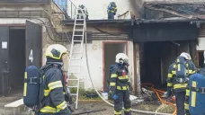 Hasiči likvidují požár v brněnské ulici Rumiště
