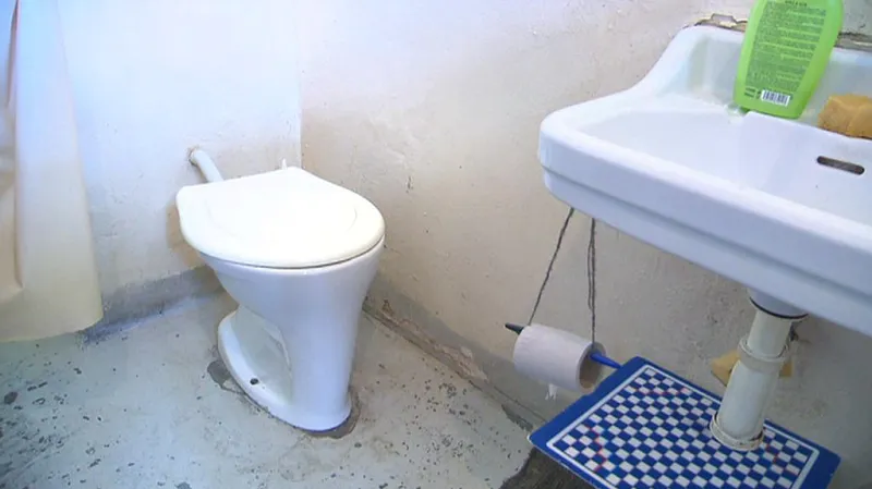 Podmínky vazby v České republice