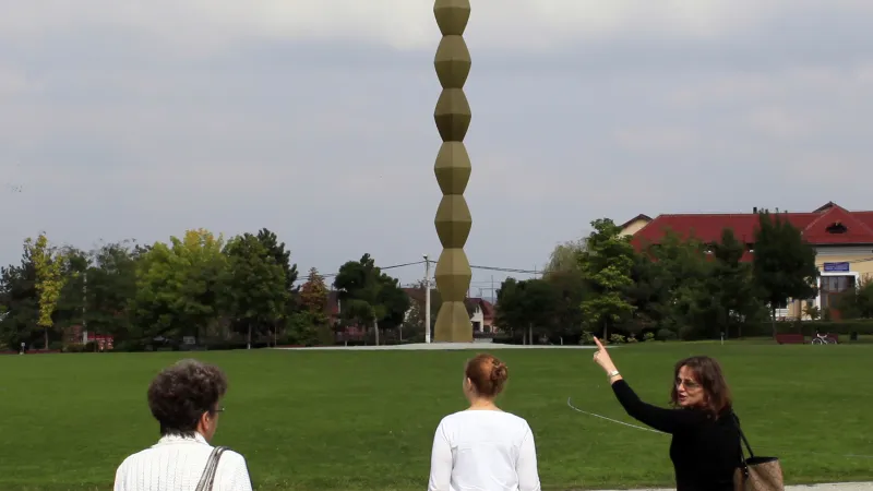 Nekonečný sloup v Târgu Jiu