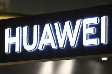 USA zpřísňují sankce proti Huawei, rozšiřují černou listinu o další firmy