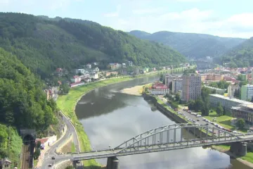 Nový jez na Labi potřebujeme, půl roku nám stojí byznys, stěžují si loďaři. Akademici jsou proti