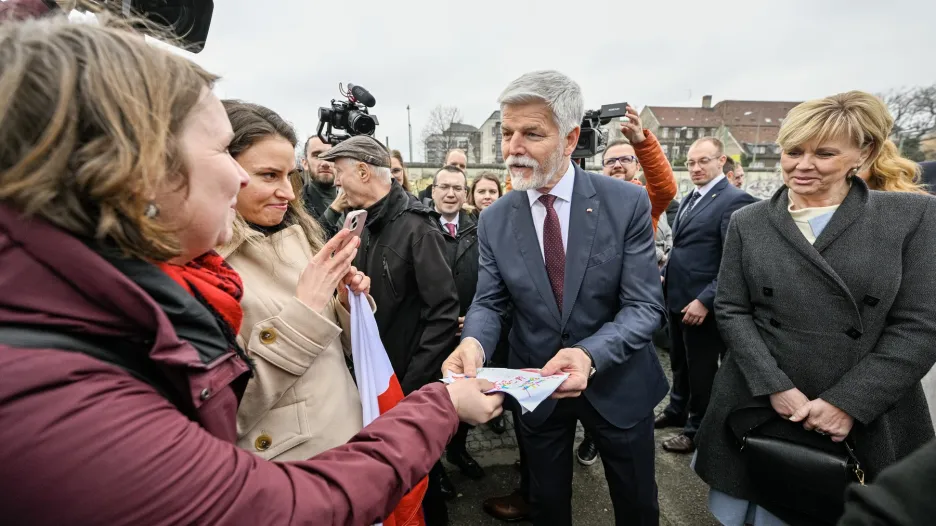 Petr Pavel s manželkou Evou při setkání s českými krajany v Německu
