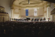 Třikrát vyprodáno a 5 hvězd od kritiků. Česká filharmonie nadchla New York