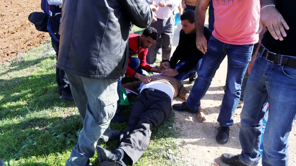 Zijád abú Ajn upadl po střetu s vojákem do bezvědomí