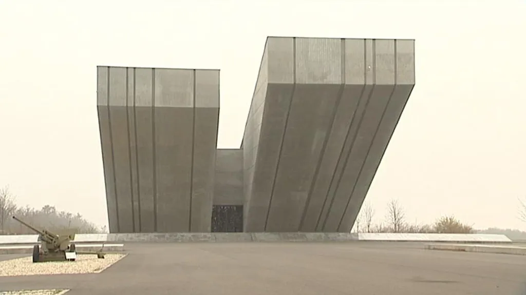 Monumentální památník v Hrabyni