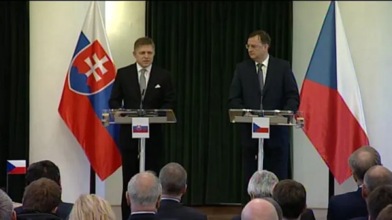 Brífink po společném zasedání české a slovenské vlády (U. Hradiště)