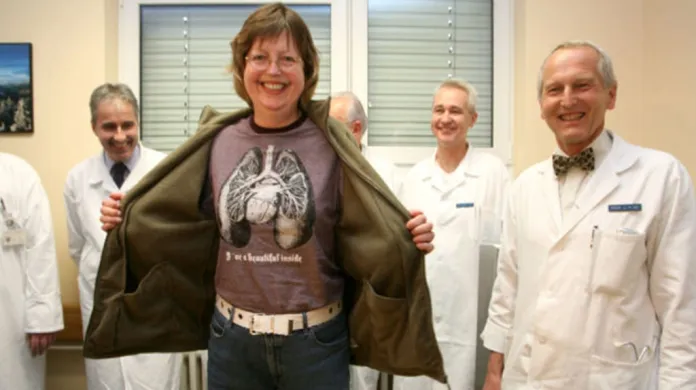 Pacientka, která podstoupila transplantaci srdce a plic v roce 2007