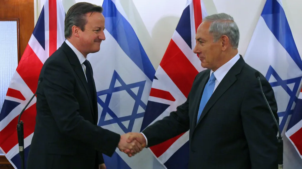 David Cameron a Benjamin Netanjahu