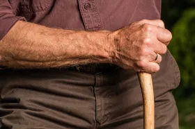 Důchod v lednu vzroste dle odhadu o 650 korun měsíčně