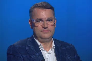 Čím víc je politická scéna roztříštěná, tím hůř pro veřejné finance, říká Hampl