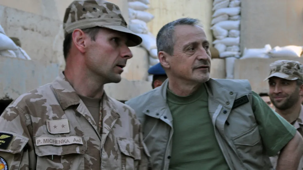 Ministr obrany Martin Stropnický navštívil vojáky v Iráku