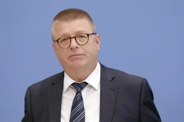 Rusko je v Německu stejně aktivní jako za studené války, uvedl šéf spolkové kontrarozvědky