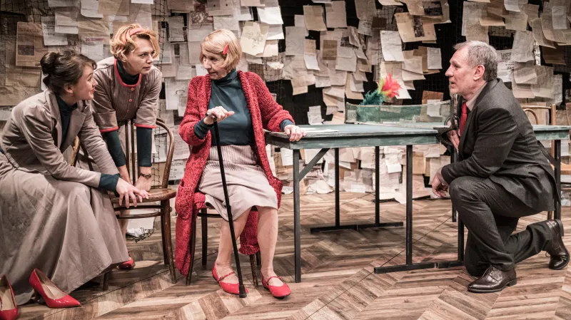 Z inscenace Milá Evičko, milý Luďku