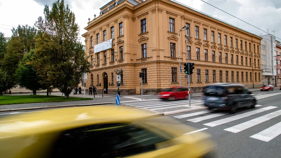 Budova Filozofické fakulty Univerzity Hradec Králové po rekonstrukci