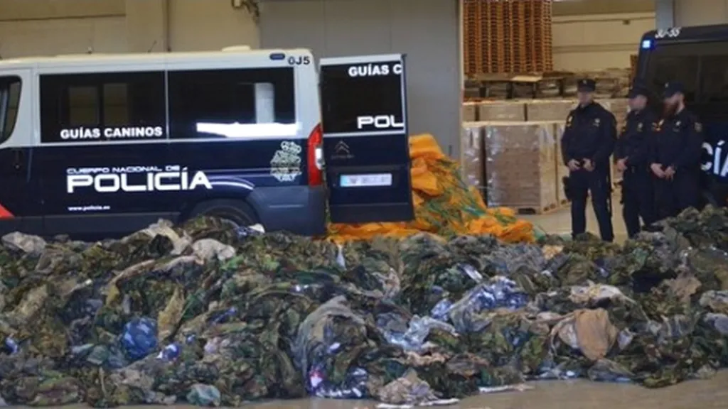 Španělská policie zabavila uniformy pro teroristy