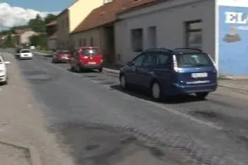 Silničáři chystají opravu silnice druhé třídy z Tišnova do Čebína