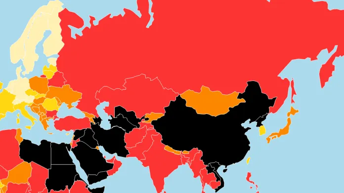 Svoboda médií podle Reportérů bez hranic. Čím je země světlejší, tím jsou média svobodnější