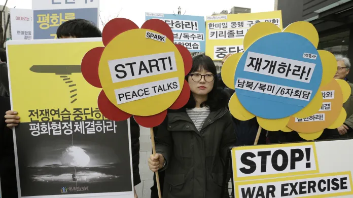 Protiválečné protesty v Jižní Koreji