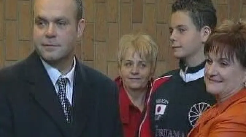 Český podnikatel, který je stíhaný za majetkové a násilné trestné činy, čeká na vydání do ČR v Jihoafrické republice.