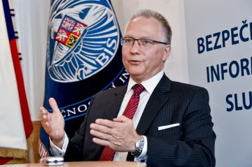 Hrozbou pro Česko jsou terorismus, Rusko i Čína. BIS si podle Koudelky za čtvrtstoletí existence vybudovala respekt
