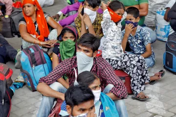 Indii a Bangladéš zasáhne mohutný cyklon, evakuováno má být přes milion lidí