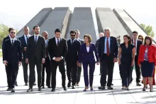 Pelosiová na historické návštěvě v Jerevanu podpořila Arménii v konfliktu s Ázerbájdžánem