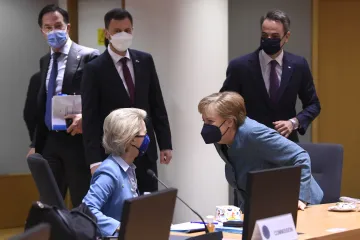 Lídři EU souhlasí s rušením koronavirových restrikcí v Evropě. Chtějí více vakcín pro chudé země