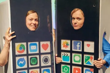 „Miluju tě, ale už mi fakt nepiš.“ Rozchody on-line rozebírá Terapie sdílením