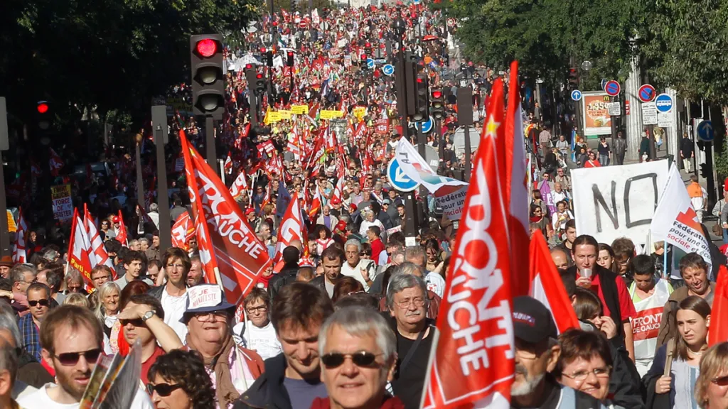 Francouzi demonstrovali proti škrtům v eurozóně