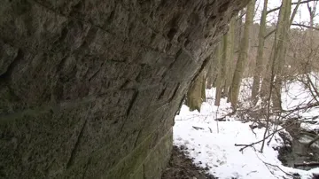 Pohyb pod mostem není bezpečný