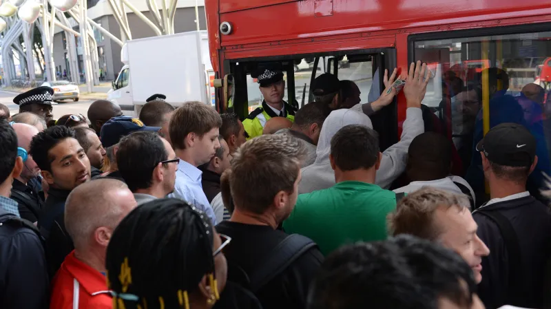 Zastavené metro způsobilo chaos v ulicích Londýna